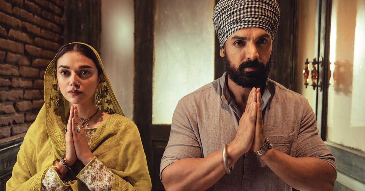 Sardar Ka Grandson Movie Review: 'Sardar' Neena Gupta & 'Grandson' Arjun Kapoor Are Good, But That's About It!
