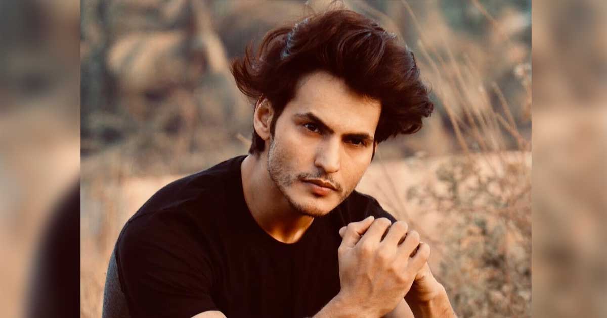 Ravi Bhatia: "Staying Fit To Be Eligible To Donate Blood"