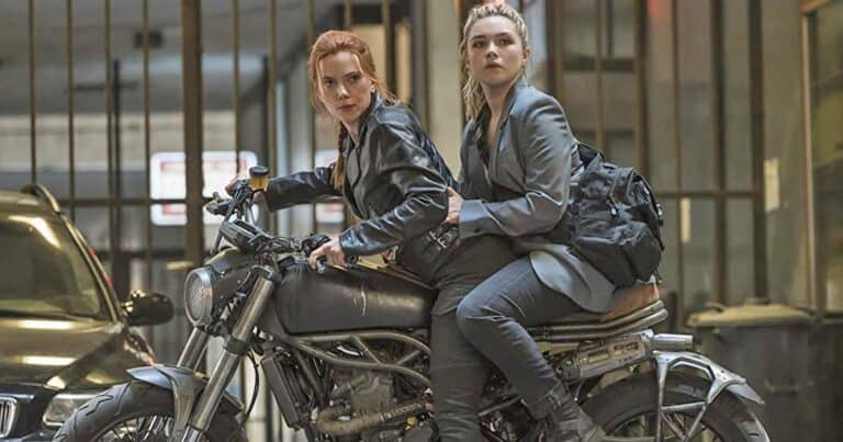 'Black Widow' Scarlett Johansson & Florence Pugh Would Put Fingers In ...