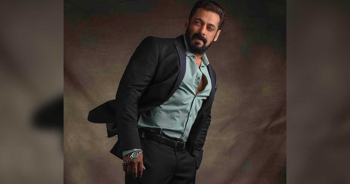 Salman Khan Stopped By CSIF Official Outside The Mumbai Airport, Twitterati Salutes The Officer For Strictly Following The Law - Watch