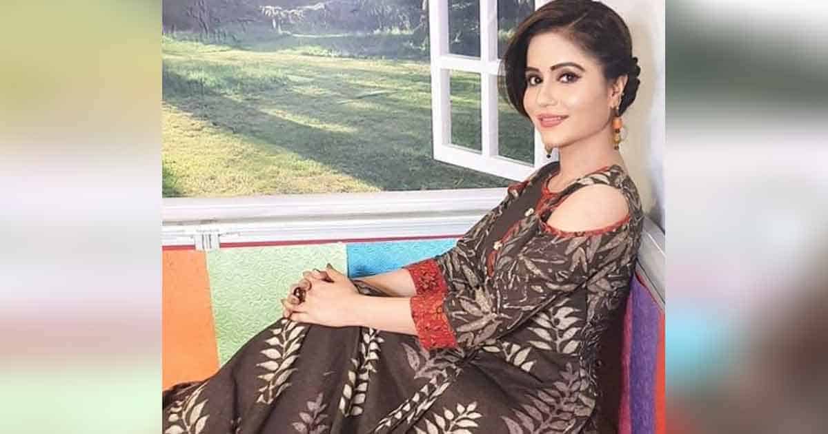 Charrul Malik says shooting for comedy show relieves her tension