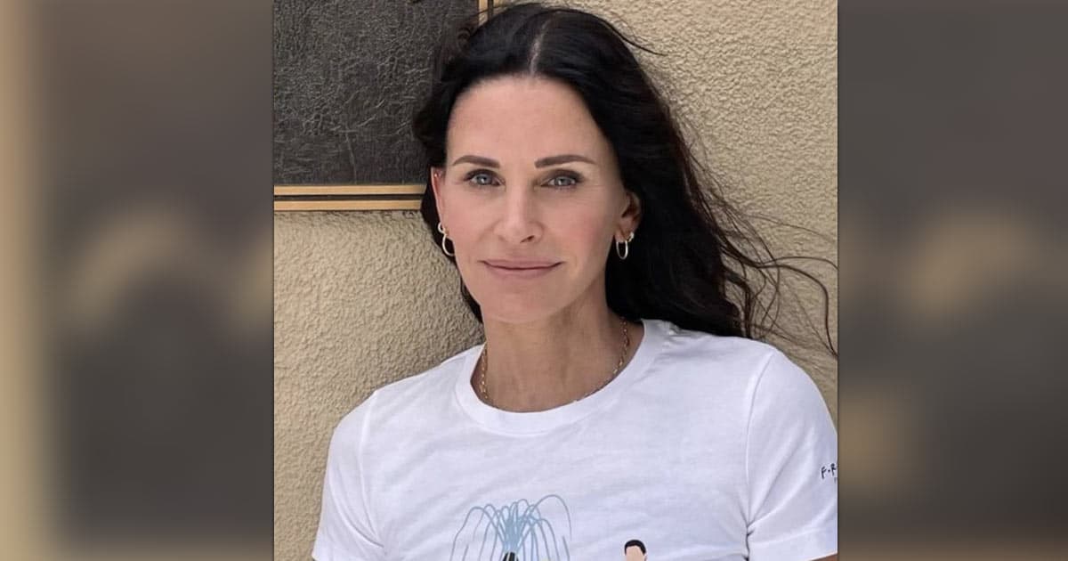 Courteney Cox Is Truly Monica Geller In Real Life And This Viral Video Is The Ultimate Proof For 