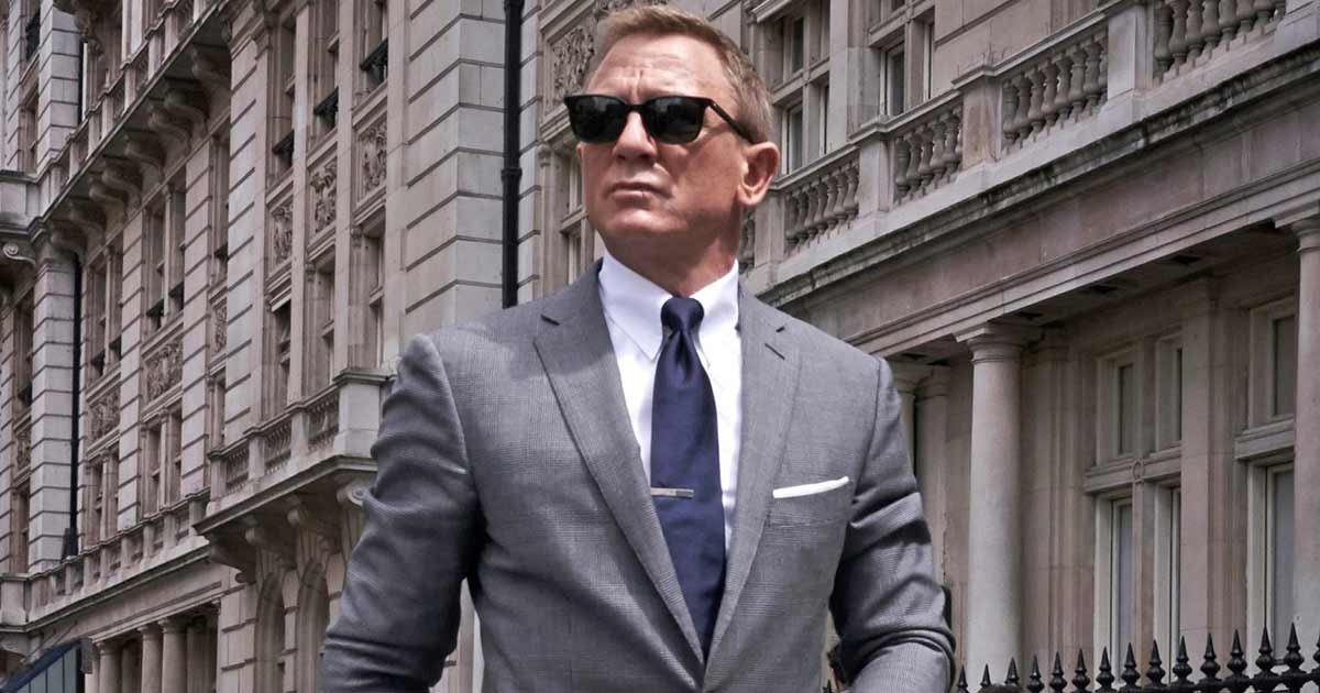 Daniel Craig To Join Social Media After Learning About His Viral Snl The Weekend Meme