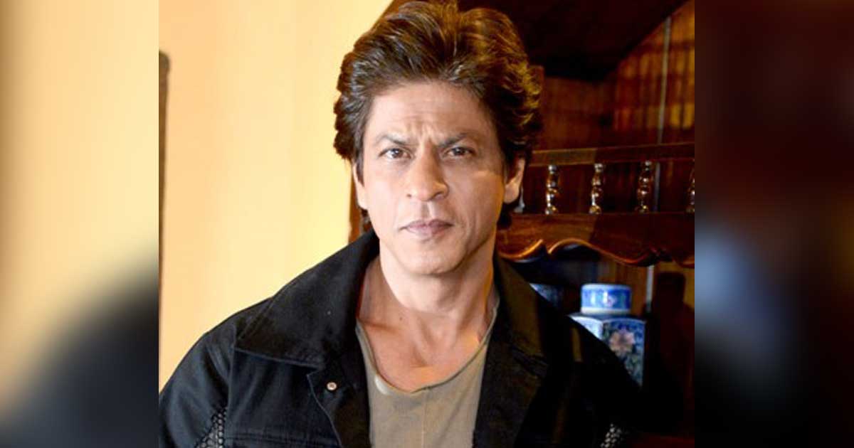 Shah Rukh Khan Once Recalled About A Creepy Fan Who Didn’t Want To Meet Him But Bathe In His Water