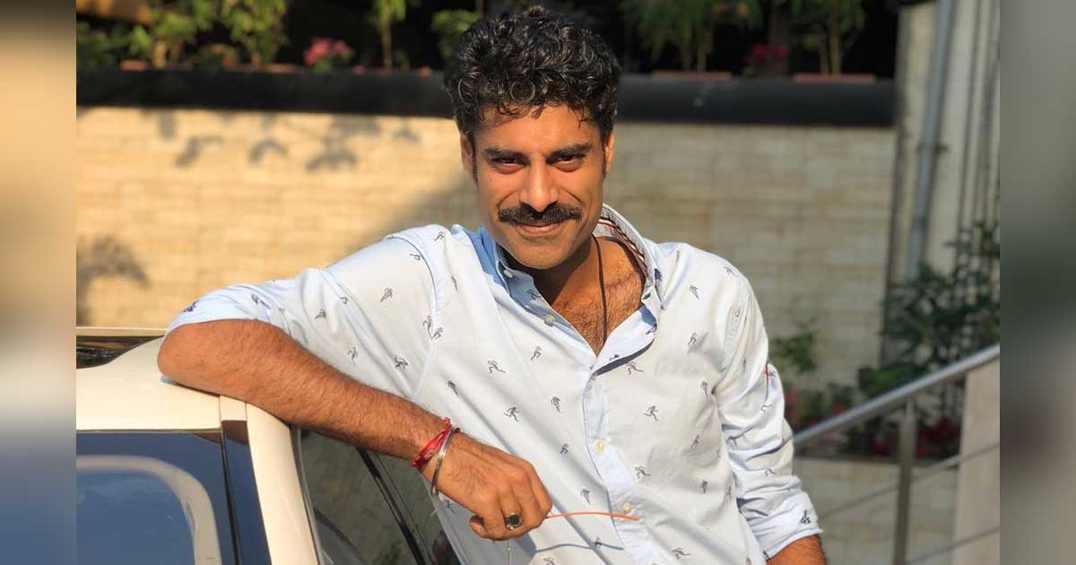 Sikandar Kher Opens Up On His Popular Social Media Conversations, Here's What He Said!