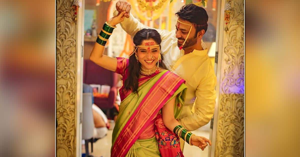 Ankita Lokhande & Vicky Jain Get married; Pictures Take The Internet By Storm
