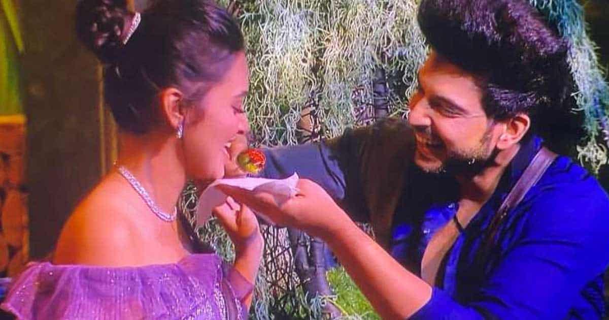 Karan Kundrra & Tejasswi Prakash's Recent Fight In Bigg Boss 15 Is The Reason For The Rifts Between Their Families? - Check Out