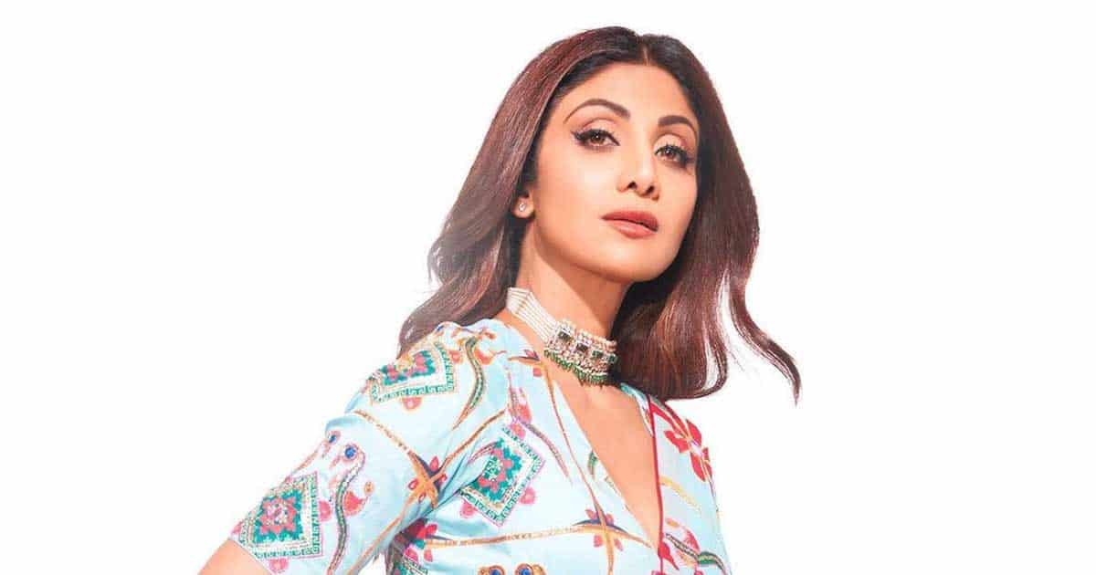 Shilpa Shetty Kundra Brutally Trolled For Funky Mis-Matching Shoes
