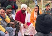 Tara Singh Returns: Sunny Deol, Ameesha Patel start filming 'Gadar 2'