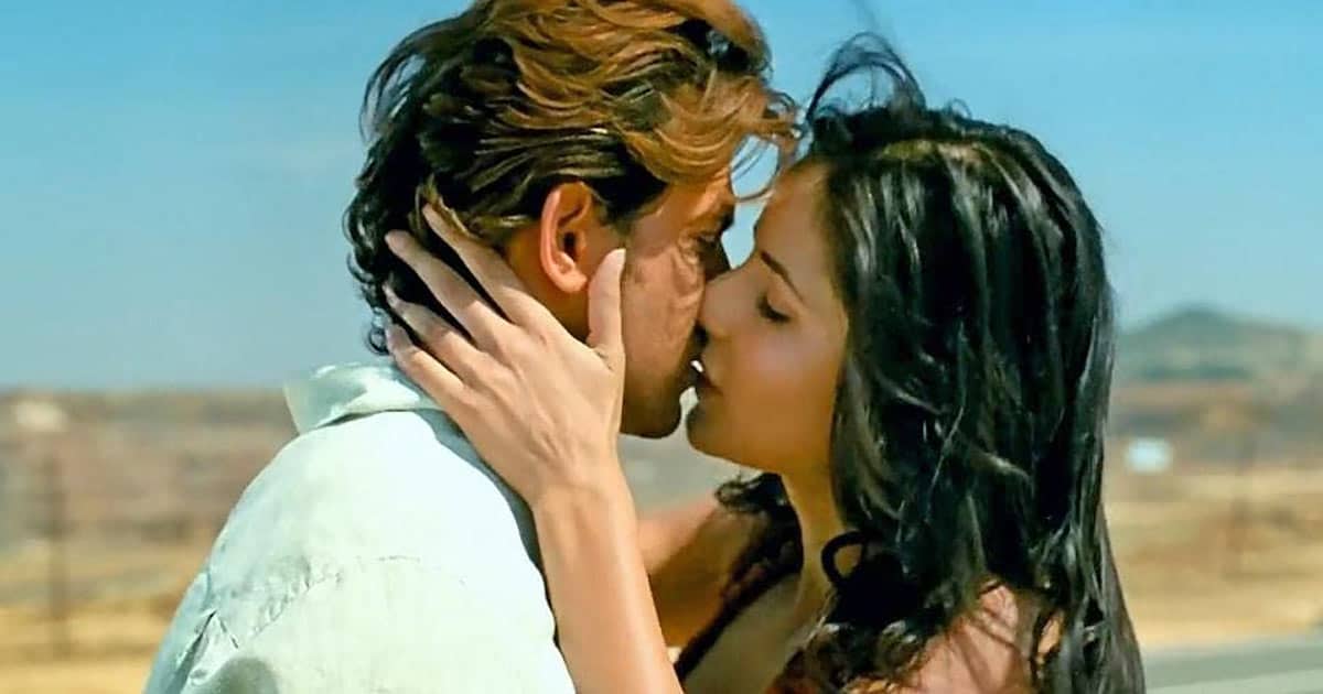 When Hrithik Roshan & Katrina Kaif's Electrifying Kissing Scene In Zindagi Na Milegi Dobara Was So Long That Had To Be Cut Short