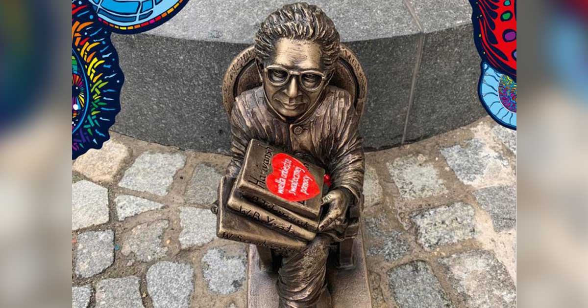 How Famous Indian Poet Dr Harivansh Rai Bachchan Became A Saviour Angel In The Terrible Time Of Covid Pandemic - Here's How