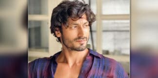 Vidyut Jammwal Shows How Six People Can Lift A Person With Just Two Fingers