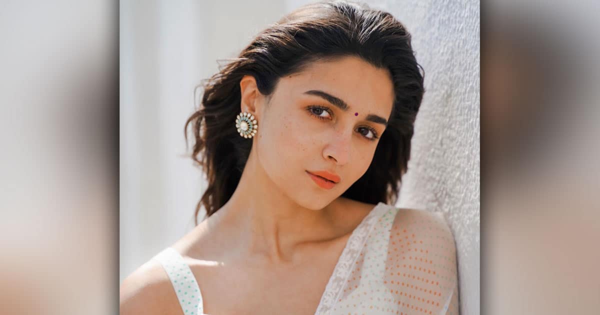 Alia Bhatt Says Constant Scrutiny Of Her Private Life 'Does Get Stifling'