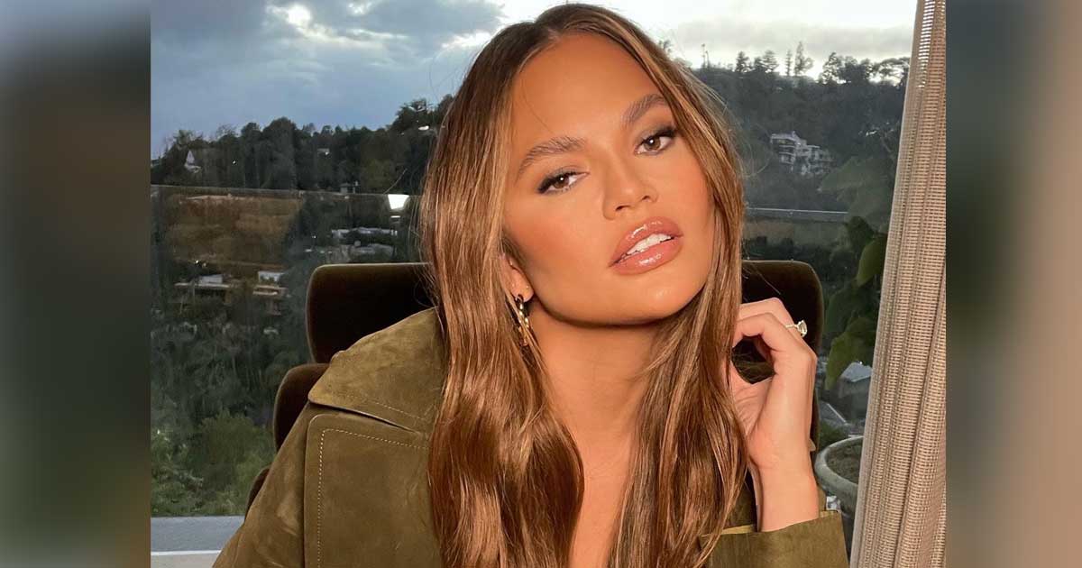 Chrissy Teigen resumes IVF after miscarriage