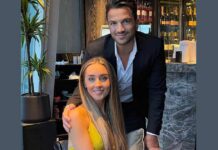 Peter Andre's wife plans 'naked' birthday gift