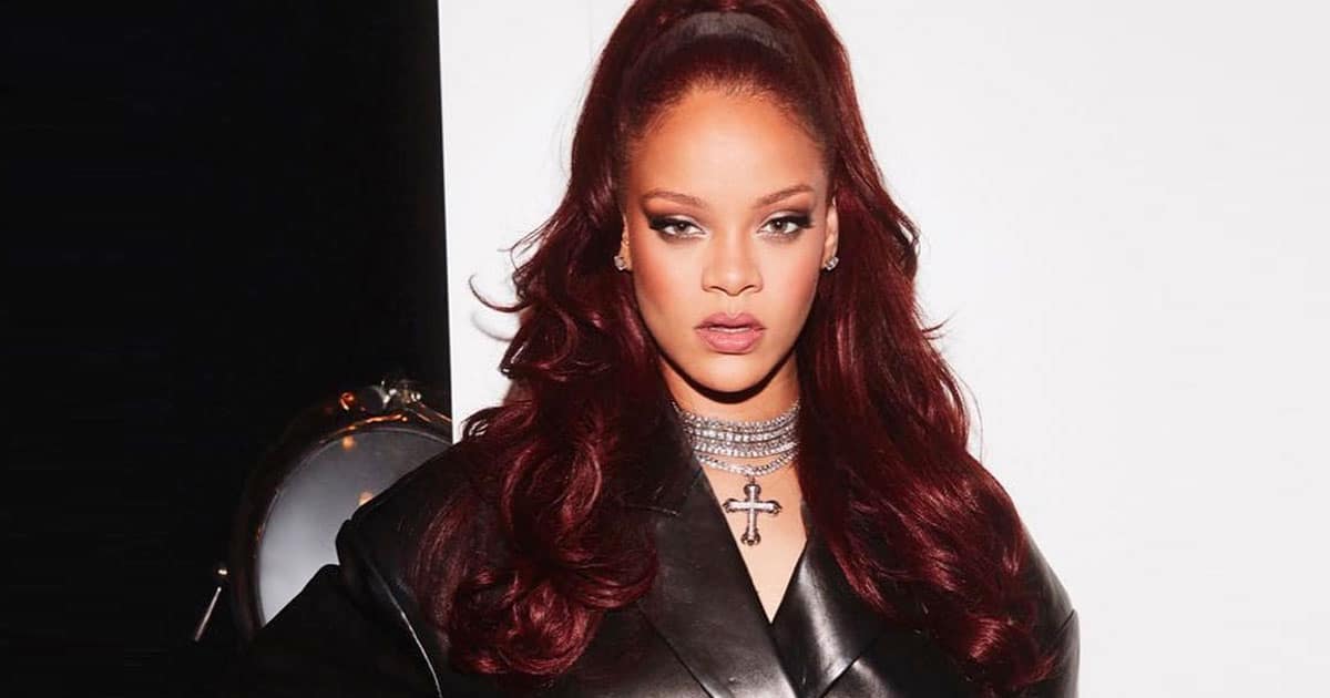 Rihanna Once Whacked A Fan With Her Microphone At A Live Concert