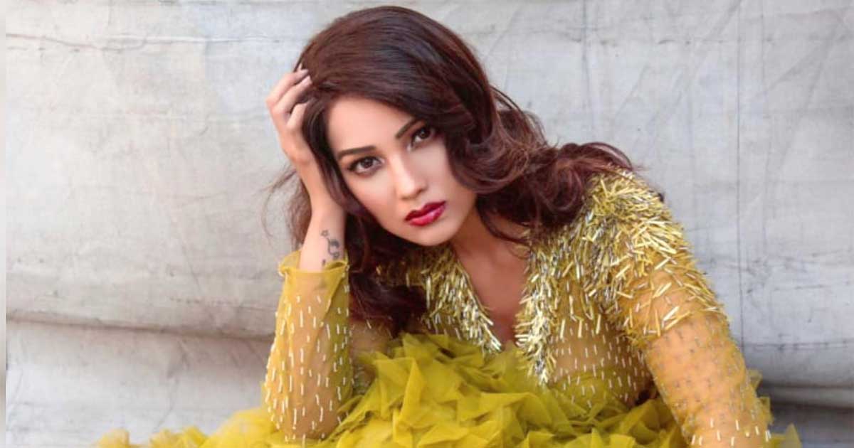 Adaa Khan Recalls How Her Acting Career Started After She Was Spotted At Bandra Restaurant