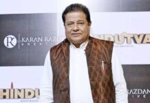 Anup Jalota makes debut in English with 'Love Grows'