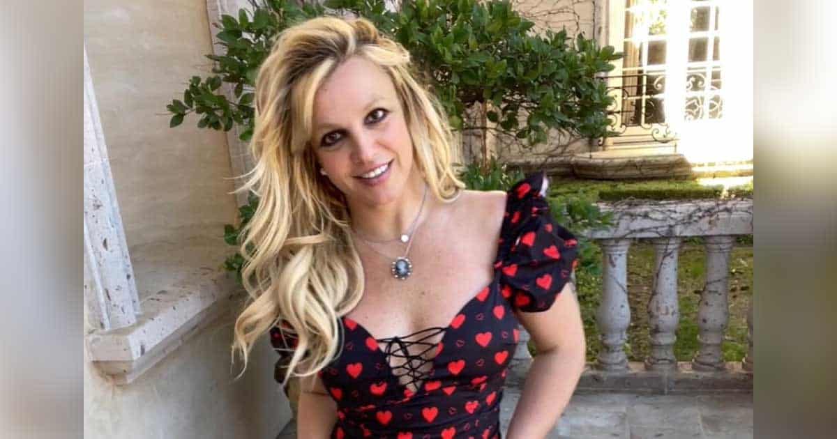 Britney Spears Thought Of Getting A Breast Enhancement Surgery: "They Shrunk... I Don't Know Where My B**bs Went"