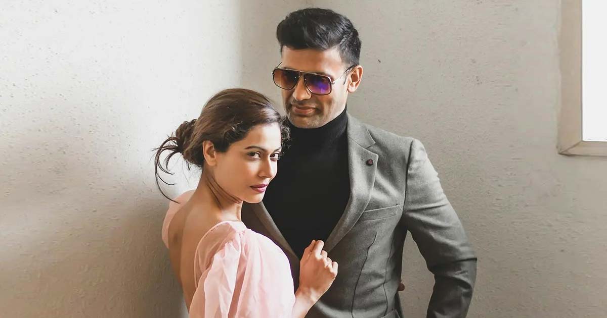 *Finally! Sangram Singh Announces Marriage With Payal Rohatgi On Holi. Will Be Hitched This Day In July!