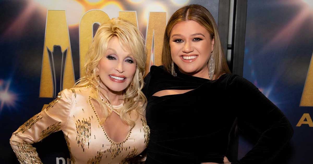 Kelly Clarkson Honours Dolly Parton With Performance At ACM Awards - Check Out!