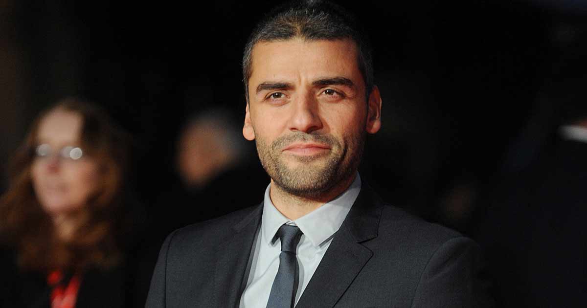 Oscar Isaac talks about what separates Steven Grant from Marc Spector