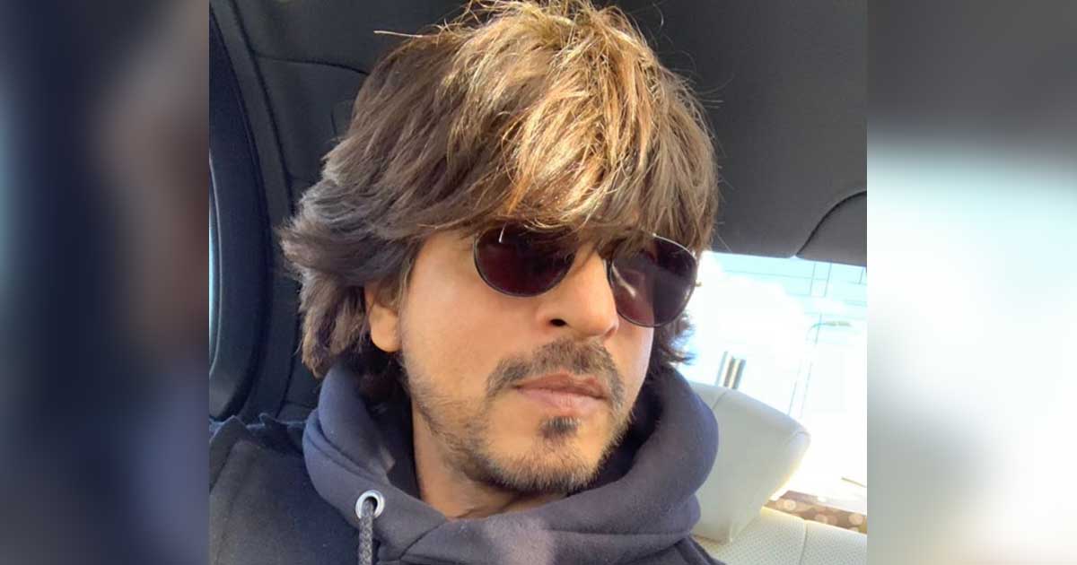 Shah Rukh Khan's Car Was Once Vandalized By A Mob, Here's What Happened