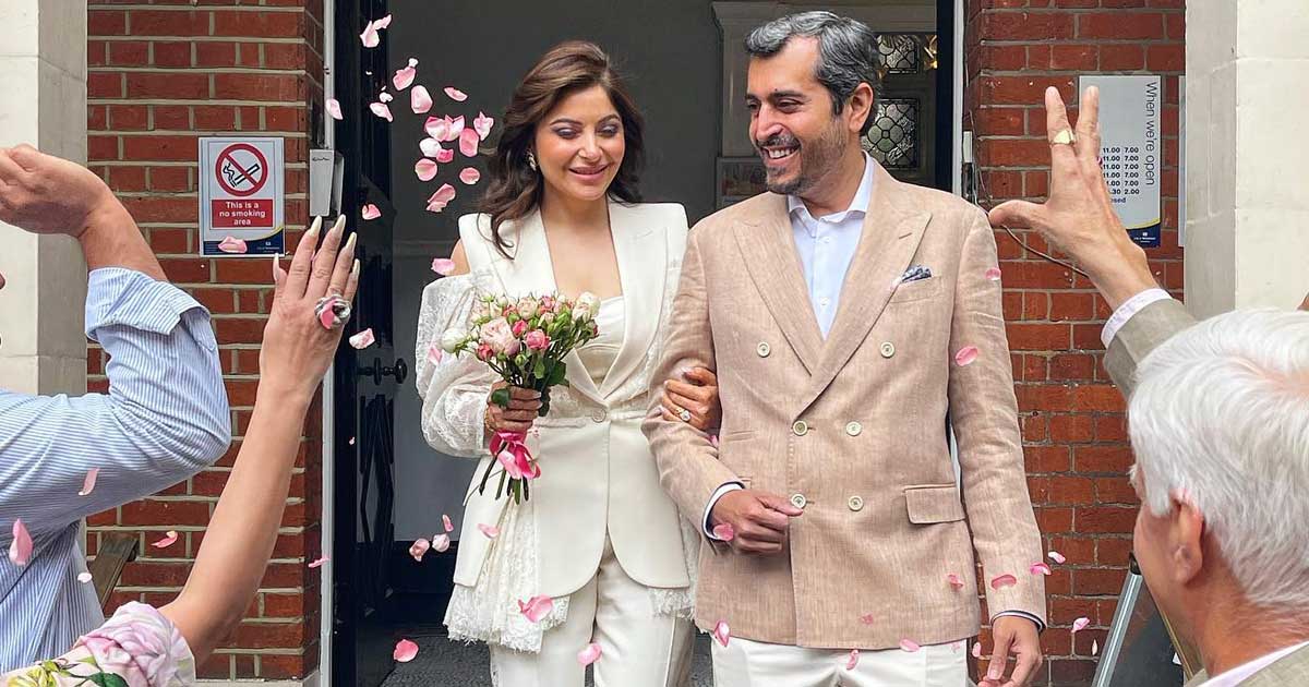 'Baby Doll' singer Kanika Kapoor shares pictures of her court wedding in London