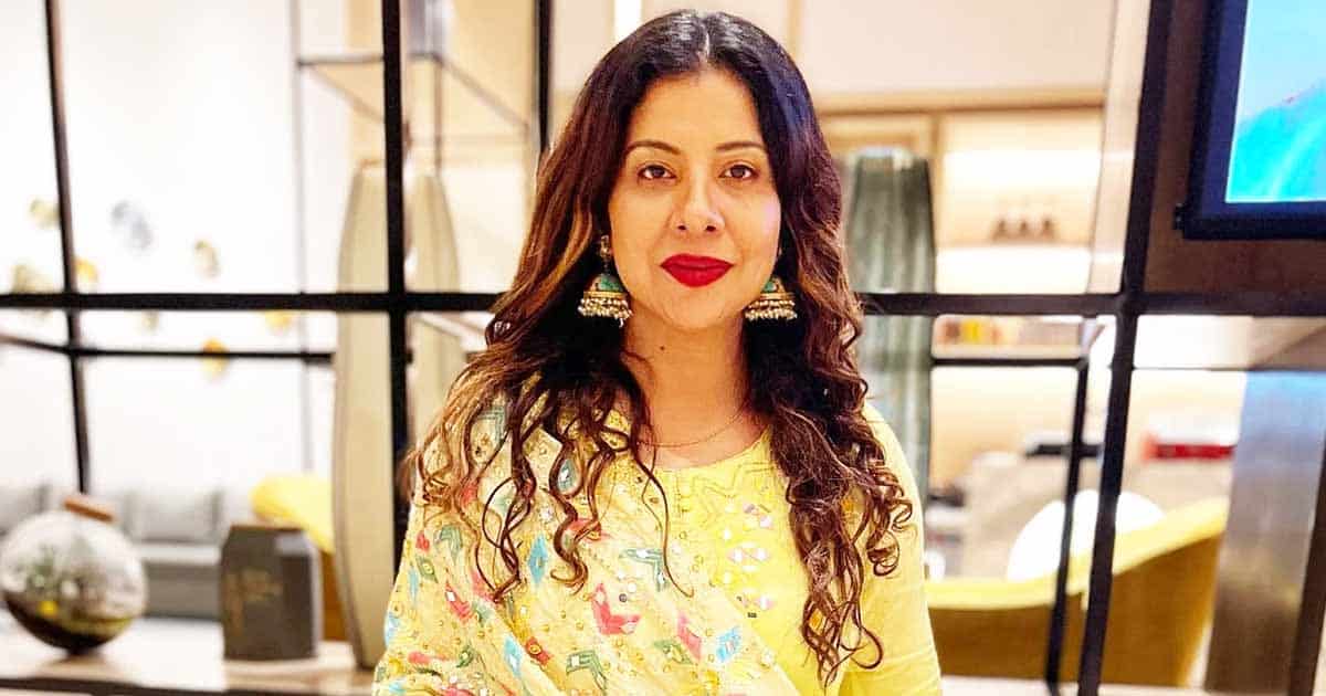 Bigg Boss Fame Sambhavna Seth Makes A Shocking Revelations Of Being Stared Down By Technicians On Set: "With Those Deep Necks & Backless Blouses..."