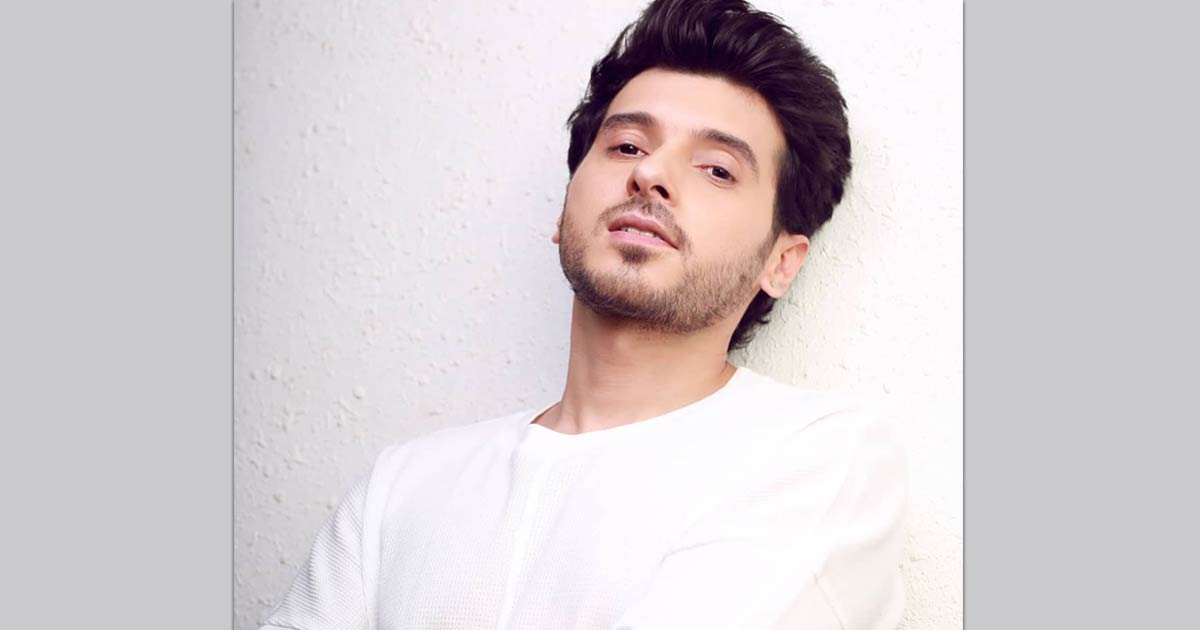 Divyendu Sharma Reveals Success Of Mirzapur Has Led To Offers Coming In A 'Serious Space'