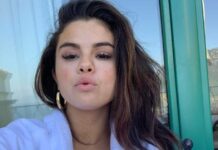Selena Gomez Makes Her Debut SNL Monologue
