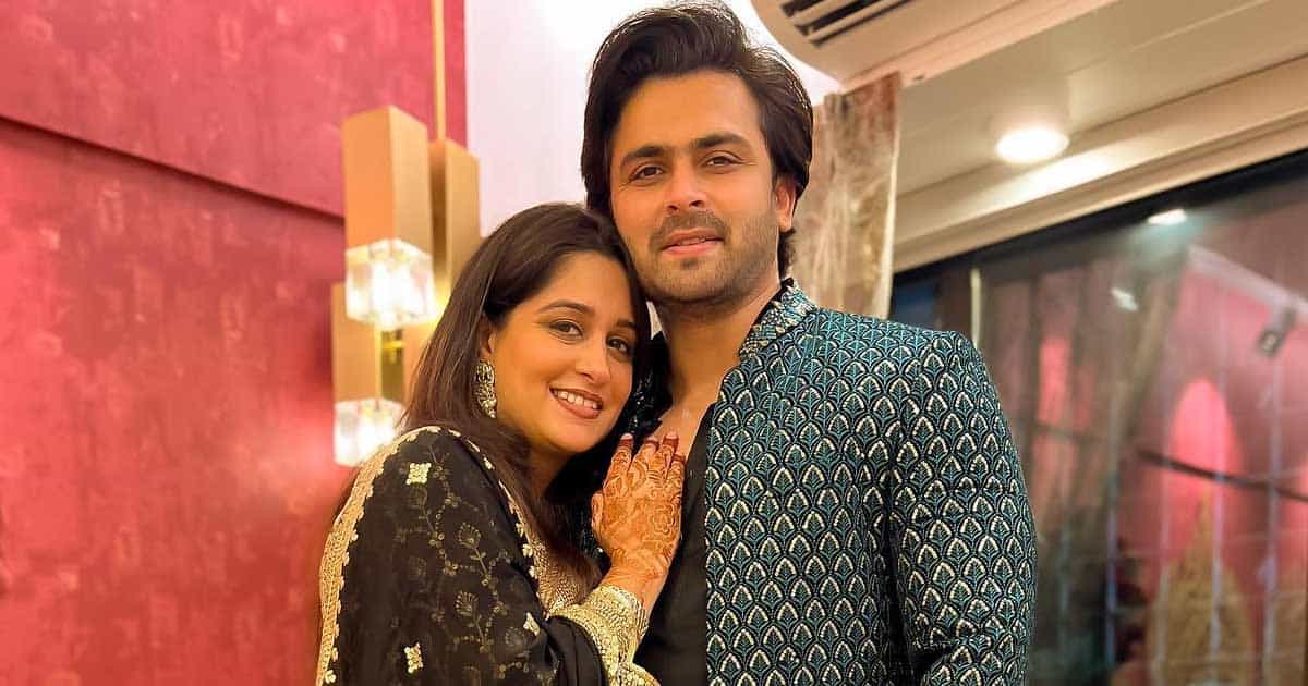 Dipika Kakar Gifts Hubby Shoaib Ibrahim Shoes Worth Rs 77k & It is Leaving Us Totally Stunned- Watch