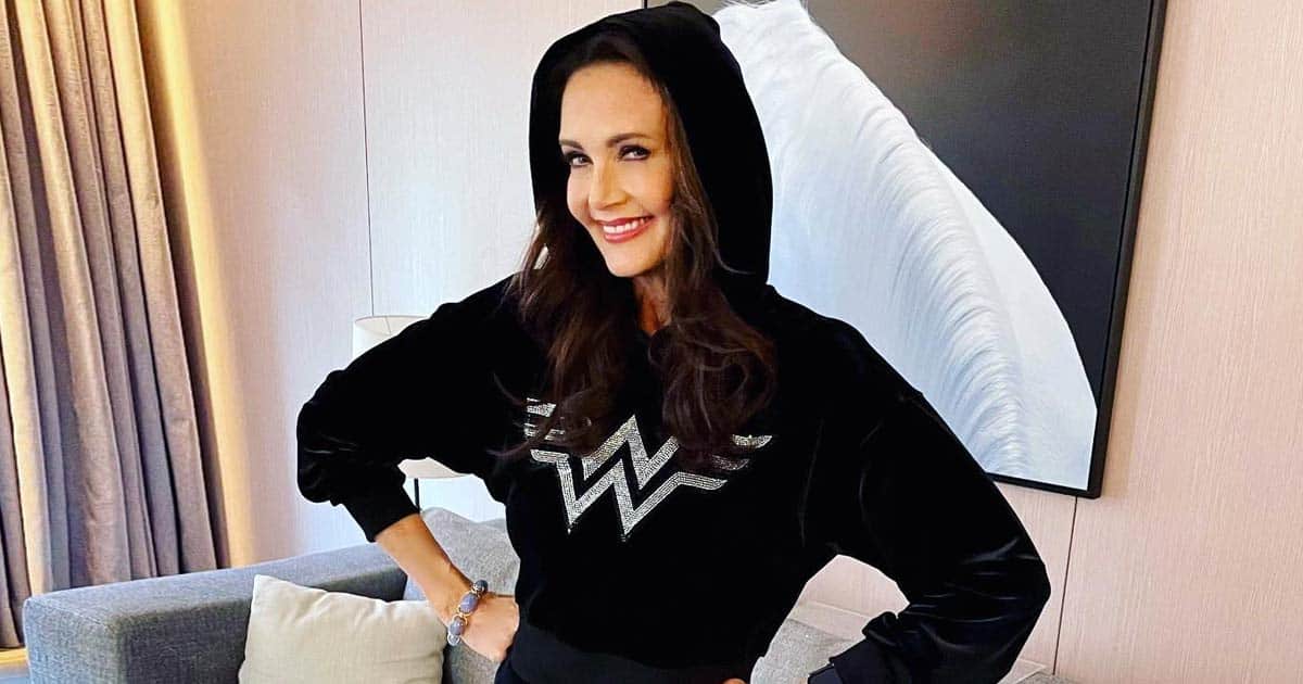 Actress Lynda Carter Shuts Down Homophobic Claim That 'Wonder Woman' Isn't For LGBT Community, Says 'She's A Superhero For Bisexuals'