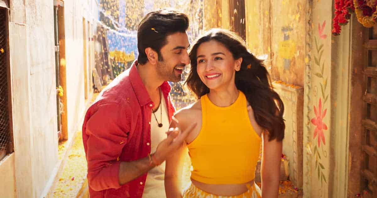 Alia Bhatt Breaks Her Silence On Rumours Of Expecting Twins Sparked By Husband Ranbir Kapoor - Here's What She Said!