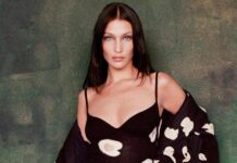 Bella Hadid Worn A Beautiful Alexandre Vauthier With A Sapphire Stone Necklace