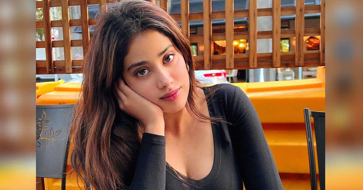 Janhvi Kapoor Has Made It Clear That Math Is Not Her Subject & That It Makes One Retarded, Well This Is Not Settling Will With Other Netizens!