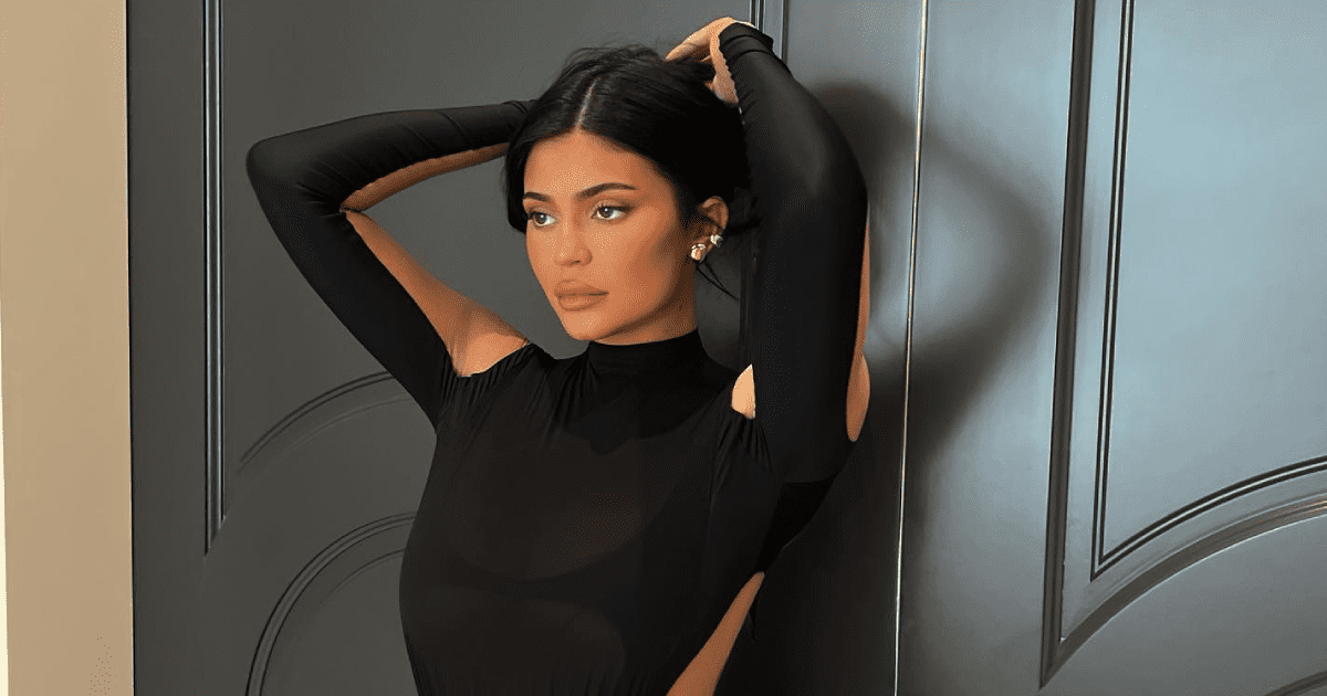 Kylie Jenner accused of 'cosplaying as middle class'