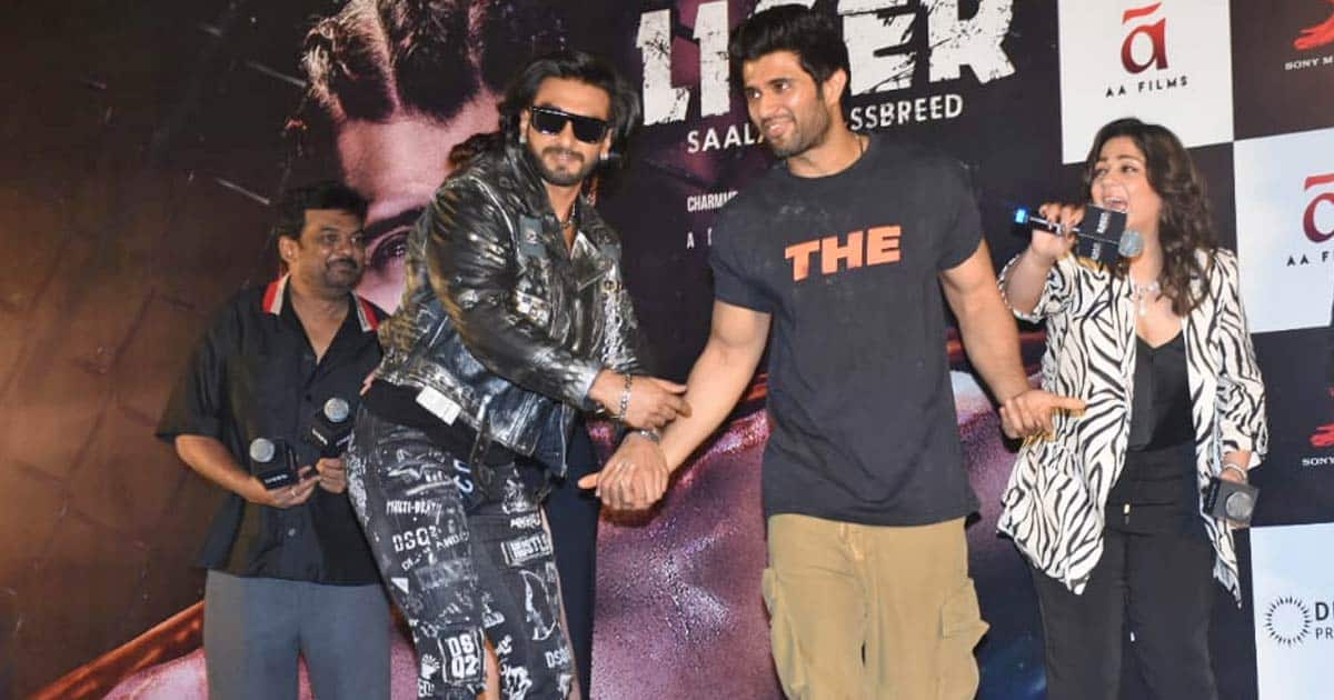 Ranveer Singh Holds Vijay Deverakonda’s Hands, Takes Him Backstage – Watch