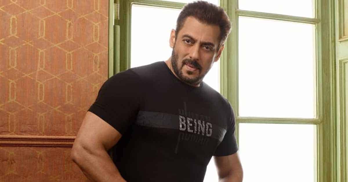 Salman Khan Once Slapped A Security Guard For Pushing A Young Fan!