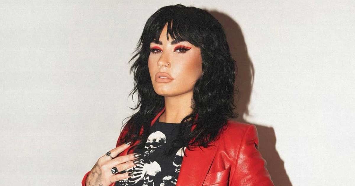  Demi Lovato Reveals Going Back To She/Her Pronouns