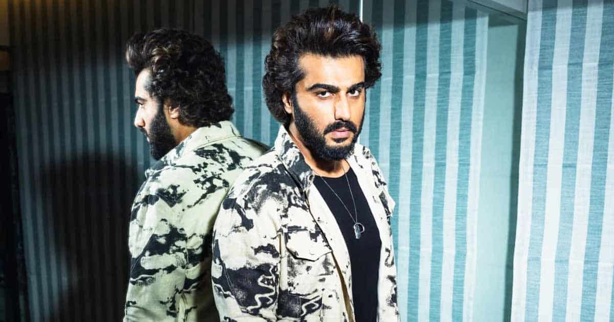 Arjun Kapoor Spills Some Beans On Koffee With Karan, Reveals The Weirdest Make-Out Places He Has Done The Deed At