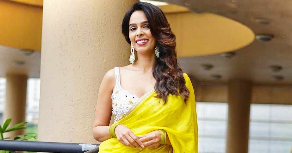 Mallika Sherawat Exposes The Dark Side Of Bollywood Suffering Casting Couch- Read On