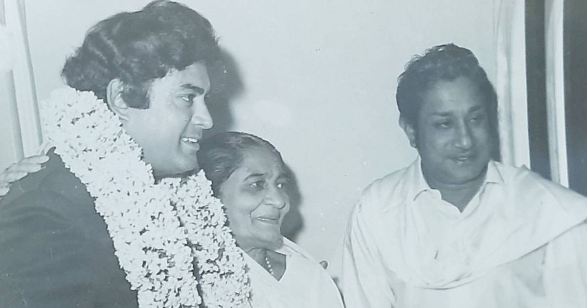 Sanjeev Kumar's Biography Unveils His Special Bond With Tamil Thespian Sivaji Ganesan - Read On