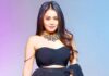 Netizens Feel Neha Kakkar Is Moaning During Her Live Performance