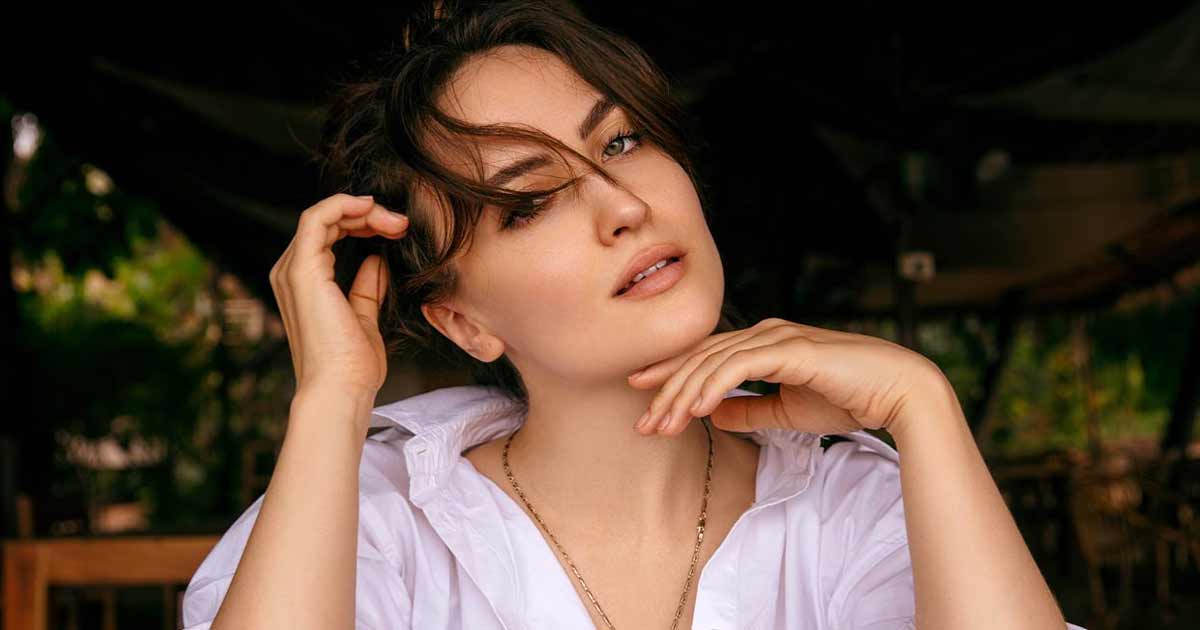 Elli AvrRam says filmmakers finally giving her 'performance-oriented roles'