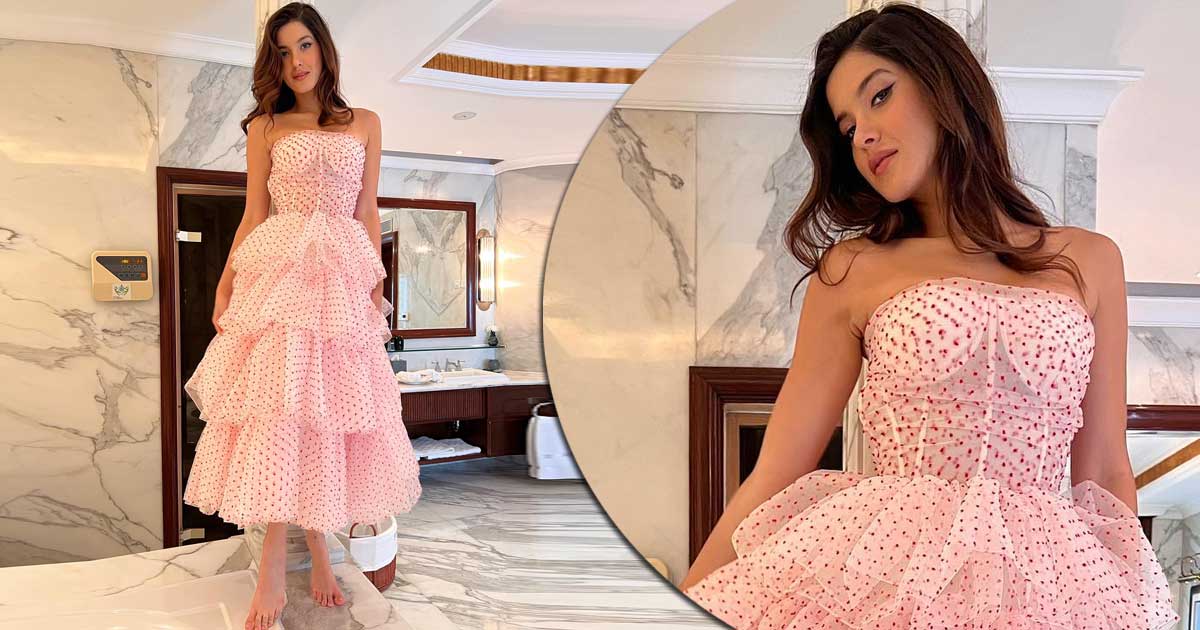 Shanaya Kapoor Looks Like A Topper On A Cake While Mesmerizing All In A Pink Tiered Dress