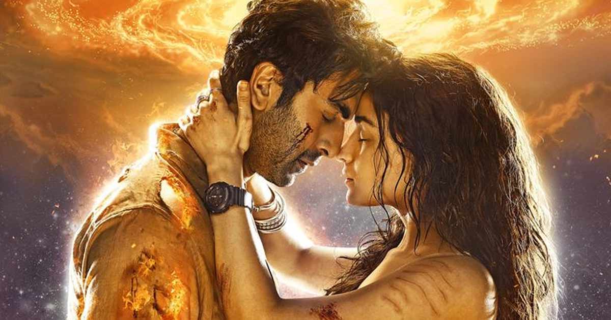 Brahmastra Referred to as Titanic Of Indian Cinema, Netizens Remorse Boycotting The Movie In Cinema Halls As One Says “Re-Launch It For Idiots Like Me…”
