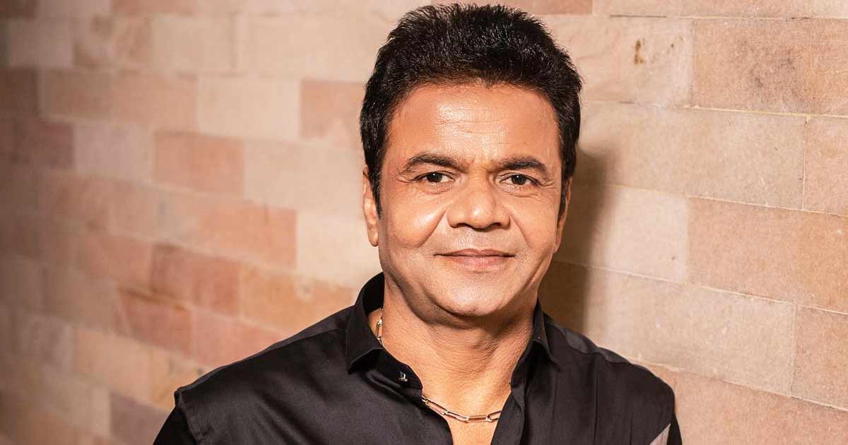 Actor Rajpal Yadav 'accidently' hits a student during film shoot in UP