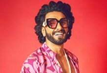 Ranveer Singh Viral Video Of Asking A Female Reporter To Smell His Perfume