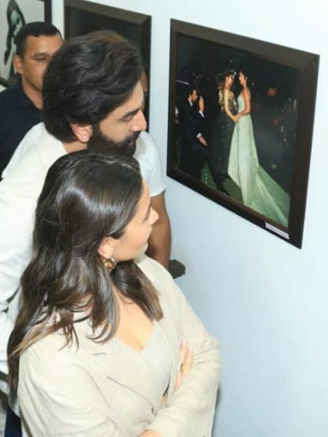 Ranbir Kapoor & Alia Bhatt Ignored Katrina Kaif’s TB Picture With The Actress? Netizens Think So As The Couple Go Through The Gallery Of Pics